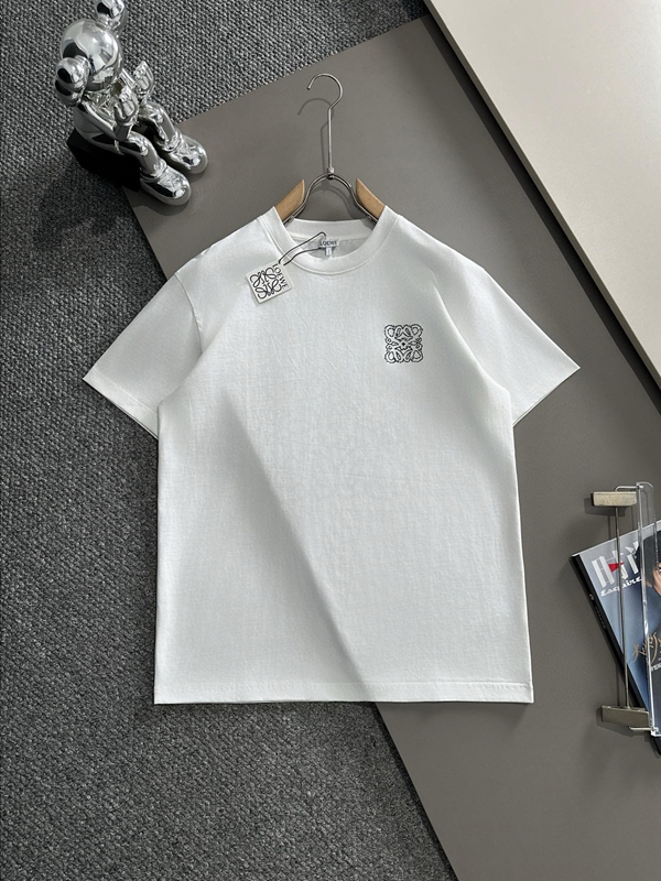 ブランドTシャツ正面デザイン